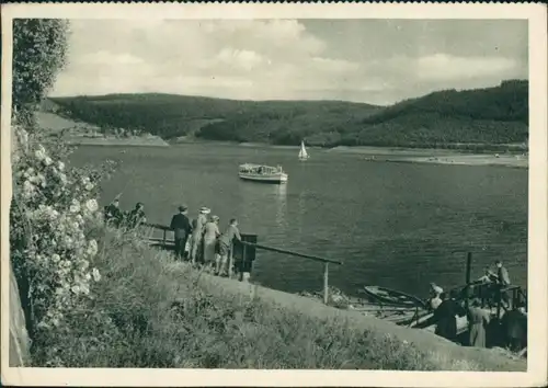 Saalburg-Ebersdorf (Saale) Anleger am Stausee, Menschen am Ufer, Boote 1953