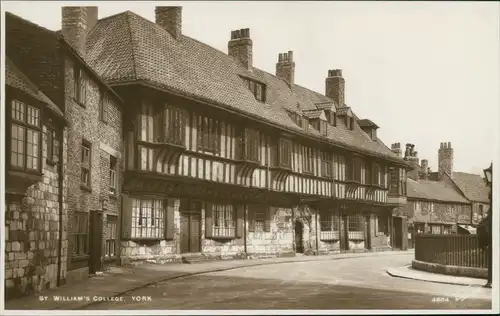 Postcard York St. William's College 1932