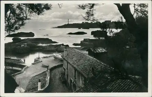 Biarritz Miarritze Un coin du port des pêcheurs et le phare 1952