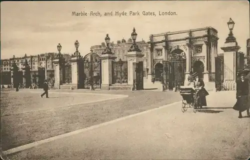 Postcard London Marble Arch, Hyde Park Gates 1918