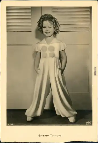 Ansichtskarte  Shirley Temple als Kind posiert 1940 
