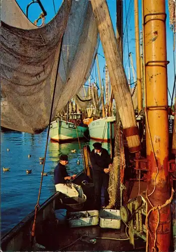 Ansichtskarte  Fischerkutter mit Besatzung 1984