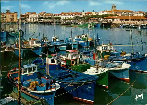 CPA Saint-Jean-de-Luz Le Port de Pêche 1980