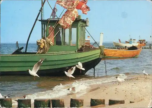 Usedom Strand mit Küstenfischerei - Boote g1990