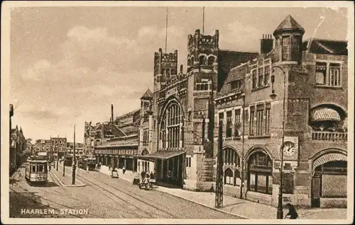 Postkaart Haarlem Station/Bahnhof, Straße - Straßenbahn 1928 
