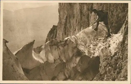 Ansichtskarte  Kletterei im Fels - Randkluft Bergsteiger Alpen 1925 