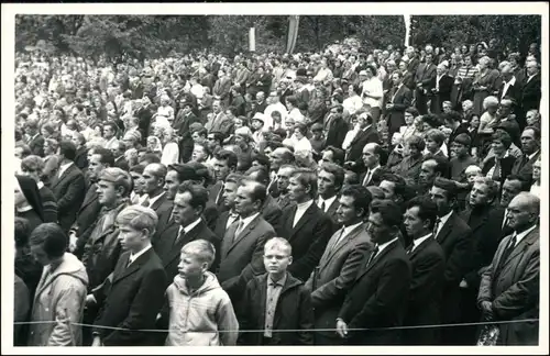 Foto Oschersleben Veranstaltung mit vielen Zuschauern 1955 Privatfoto
