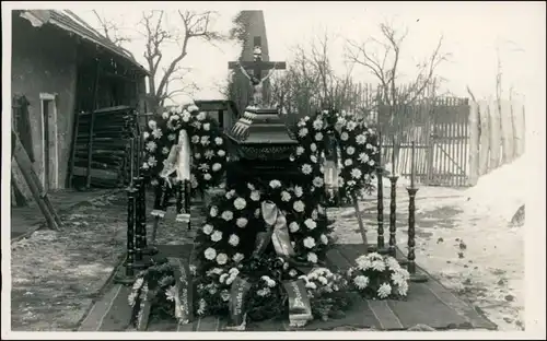 Kolin Kolín aufgebahrter Sarg Christuskreuz vielen Gränzen 1934 Privatfoto