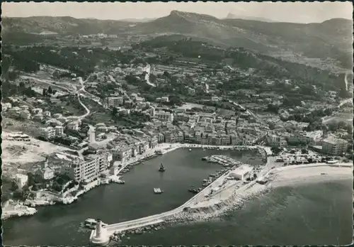 Cassis Vue générale et aperçu sur la Sainte-Baume/Luftbild 1968