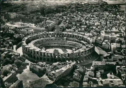 CPA Arles Luftbild von der Arena 1951