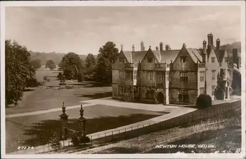 Postcard Yeovil Newton House 1940