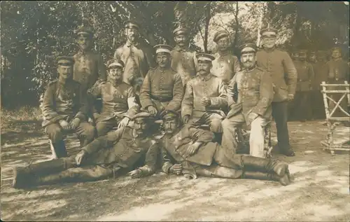 Foto  Gruppenbild Soldaten im Felde, WK1 Militaria 1916 Privatfoto 