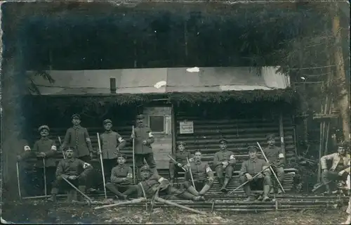 Ansichtskarte  Soldaten beim bau des Lazaretts 1916 