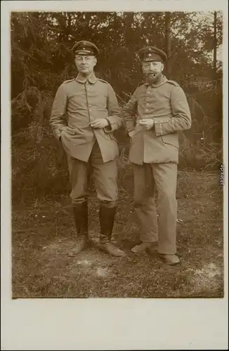 Ansichtskarte  2 Soldaten, WK1 - VI Res. Korps - Fotokarte 1915 