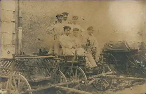 .Frankreich Soldaten auf Wagen, Lazarett Champagne 1915 Privatfoto 