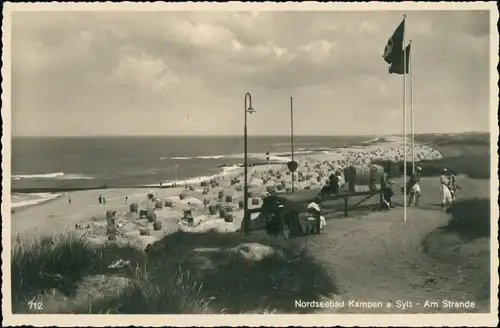 Ansichtskarte Kampen (Sylt) Strand - Flaggen - Strandkörbe 1938