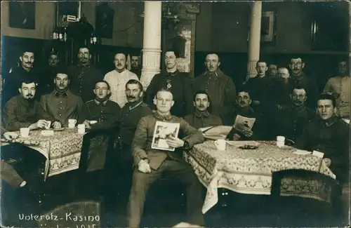 Ansichtskarte Berlin Offiziere im Kasino-Unterholz - Privatfoto AK 1914 