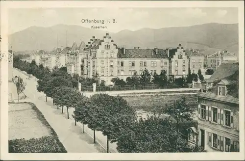 Ansichtskarte Offenburg Straßenpartie - Kasernen 1915 
