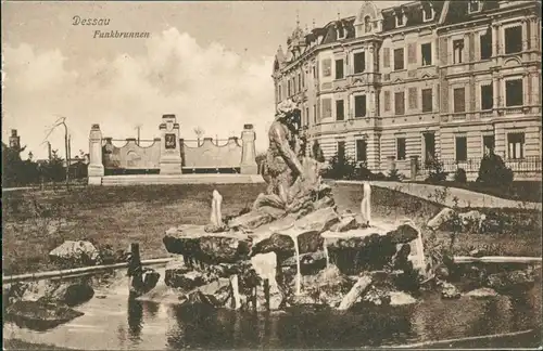 Ansichtskarte Dessau-Dessau-Roßlau Partie am Funkbrunnen 1911 