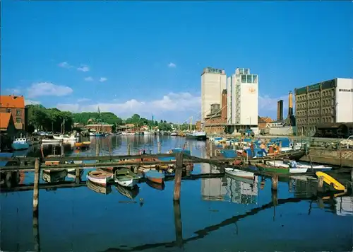 Eckernförde Egernførde | Ekernførde  Binnenhafen mit kleinen Booten 1990