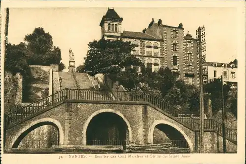 CPA Nantes Escalier des Cent Marches et Statue de Sainte Anne 1940