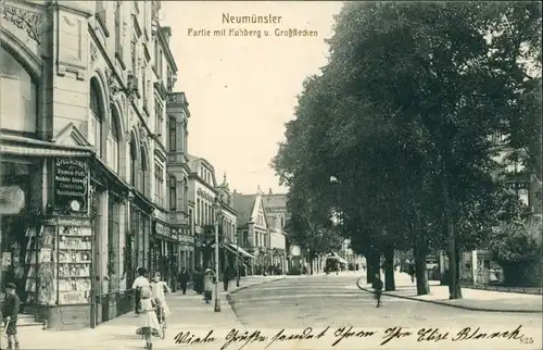 Ansichtskarte Neumünster Geschäfte - Großflecken - Kuhberg 1913 