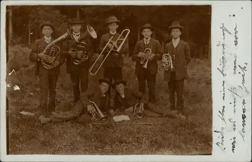 Ansichtskarte  Komponisten/Musiker/Sänger/Bands auf der Wiese 1911