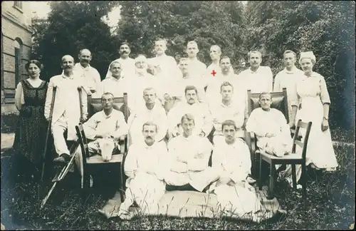  Krankenschwestern, Soldaten im Lazarett WK1 Militaria 1917 Privatfoto 