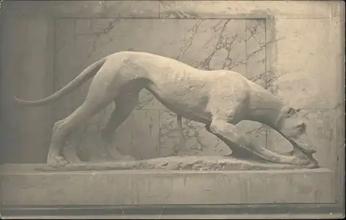 Ansichtskarte  Hund Skulptur 1920