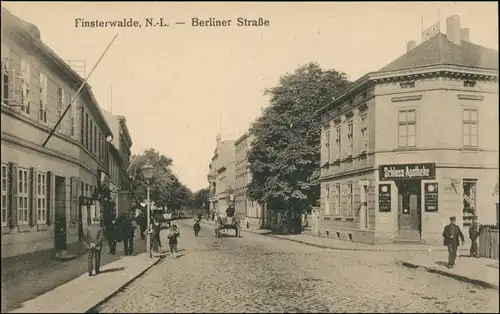 Ansichtskarte Finsterwalde Grabin Berliner Straße, Schloss Apotheke 1914