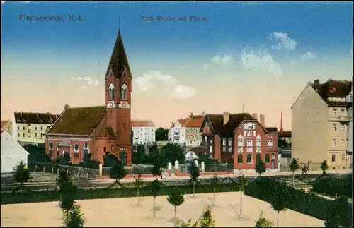 Ansichtskarte Finsterwalde Grabin Kath. Kirche mit Pfarre 1918