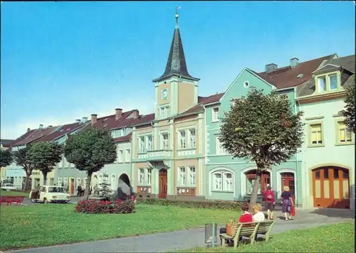 Frauenstein (Erzgebirge) Rathaus mit Gartenanlage im Vordergrund 1982