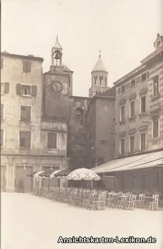Postcard Split Split Volksplatz mit Cafe (Narodni trg) 1930