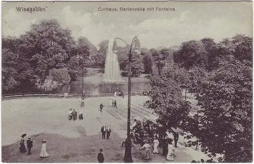 Ansichtskarte Wiesbaden Curhaus, Gartenseite mit Fontaine 1919