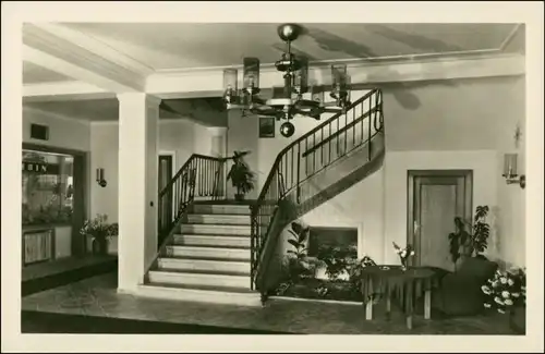 Tabarz/Thüringer Wald FDGB Erholungsheim Theo Neubauer Vorhalle 1954