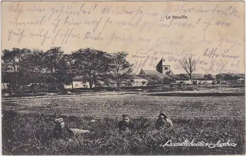 La Neuville Soldats sur le terrain avant que la ville/Soldaten im Feld vor der Stadt 1917