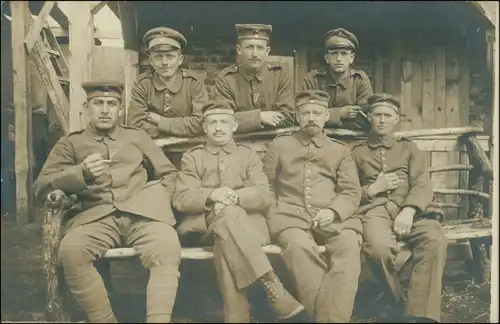  Militär/Propaganda 1.WK (Erster Weltkrieg) Soldaten im Unterstand 1916 Privatfoto