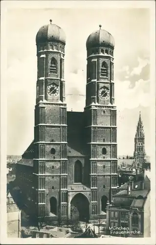 München Privatfoto AK- Partie an der Frauenkirche 1926 Privatfoto