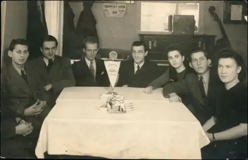  Osada Ztracená - Pfadfinder am Tisch Wimpel - Tschechien Ceska 1940 Privatfoto 