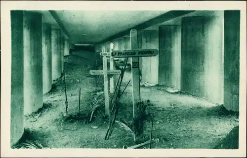 Verdun Bayonets' Monument de la Tranchée des Baïonnettes. Vue intérieure 1918