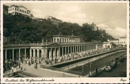 Karlsbad Karlovy Vary  Mühlbrunnenkolonnade Autos 1940