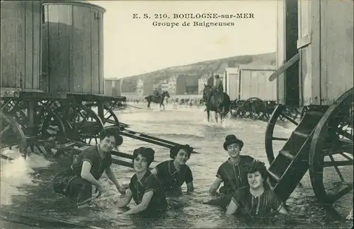 CPA Boulogne-sur-Mer Groupe de Baigeneuse 1912
