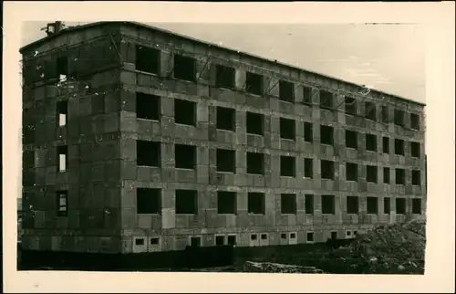 Deutschland Propaganda - DDR - Neubau eines Hauses Rohbau 1955 Privatfoto
