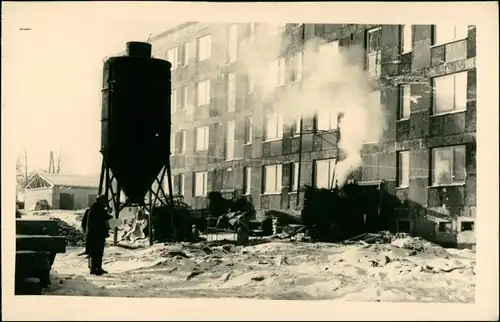 Deutschland Propaganda - DDR auf der Baustelle Neubauten 1955 Privatfoto