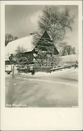 Ansichtskarte .Sachsen Das Elternhaus im Schnee mit Kind 1944