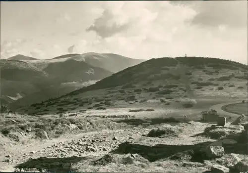 Witkowitz (Riesengebierge) Vítkovice v Krkonoších Zlaté návrší v pozadí Sněžka/Goldhöhe 1986