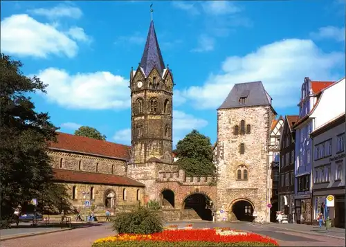 Ansichtskarte Eisenach Blumenbeet am Nikolaitor, Kirche, AK ungelaufen 2000