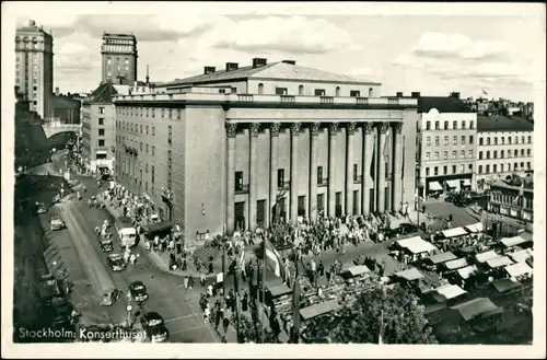 Stockholm Konserthuset/Oper, Konzerthaus, Strassen Partie, viele Besucher 1956