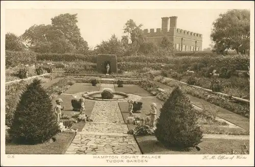 Postcard London Tudor Garden/Park Anlage 1926