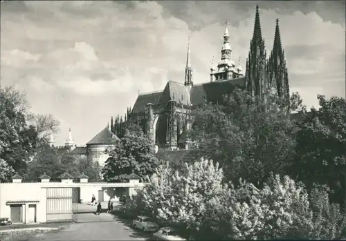 Postcard Prag Praha chrám sv. Víta/St. Veitsdom 1972